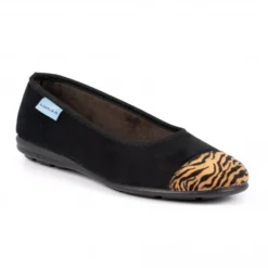 LUNAR Sizzle Black Pump Slipper